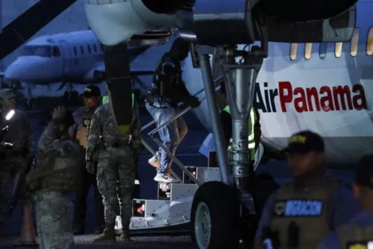 US Military Plane Delivers 119 Asian Immigrants to Panama