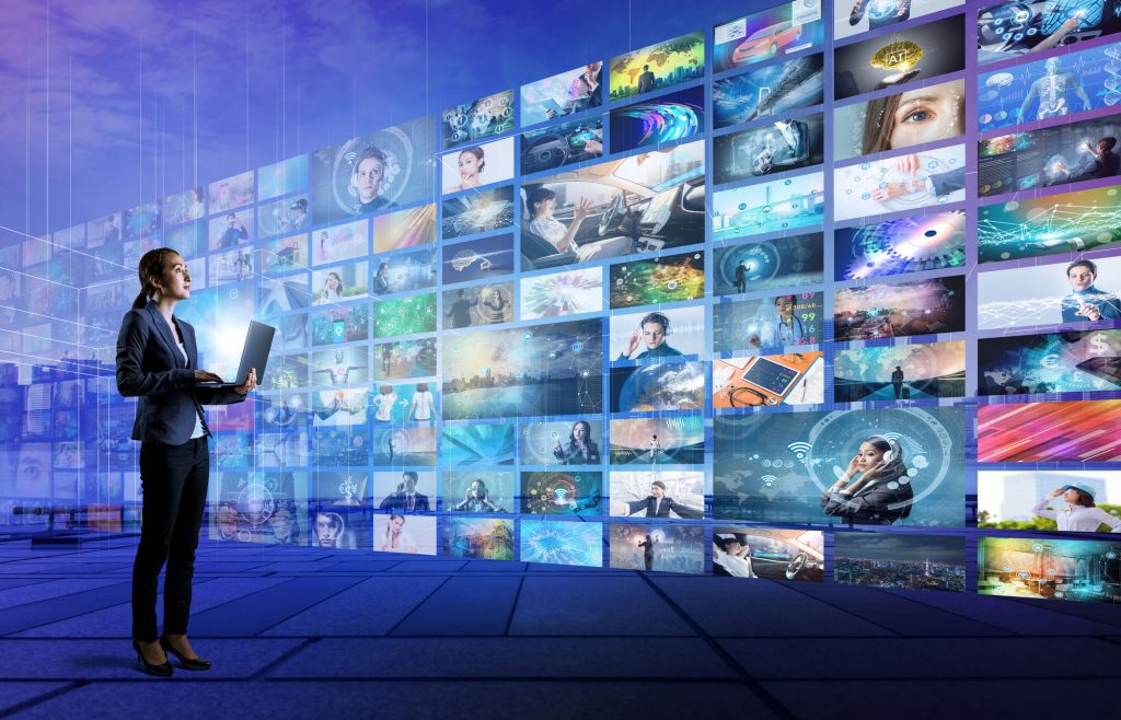 Unlock the Ultimate Guide to New Entertainment Trends Lumolog Today 5 emcee media entertainment 1024x658 1